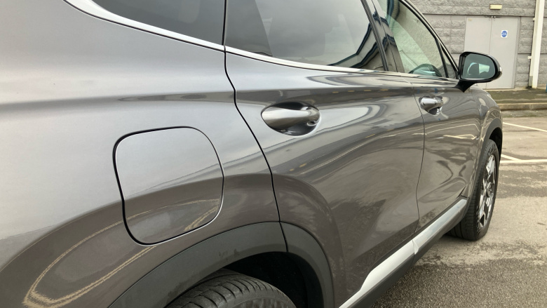 Hyundai SANTA FE 1.6 TGDi Plug-in Hybrid Premium 5dr 4WD Auto Estate